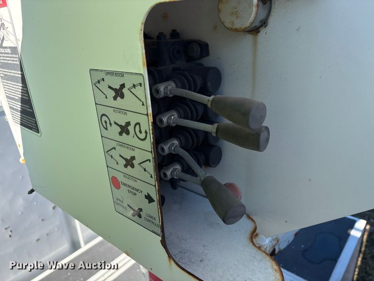 image for item YA1257 2016 Freightliner Business Class M2 forestry bucket truck