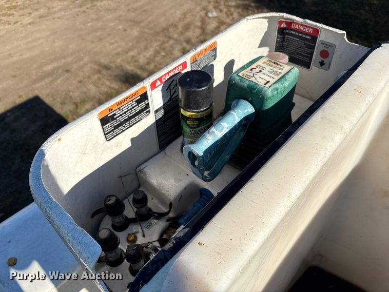 image for item YA1257 2016 Freightliner Business Class M2 forestry bucket truck