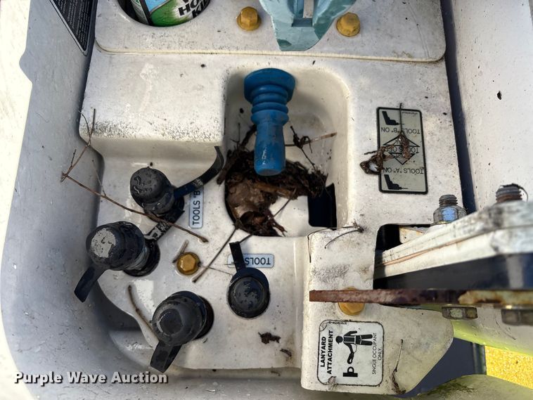 image for item YA1257 2016 Freightliner Business Class M2 forestry bucket truck