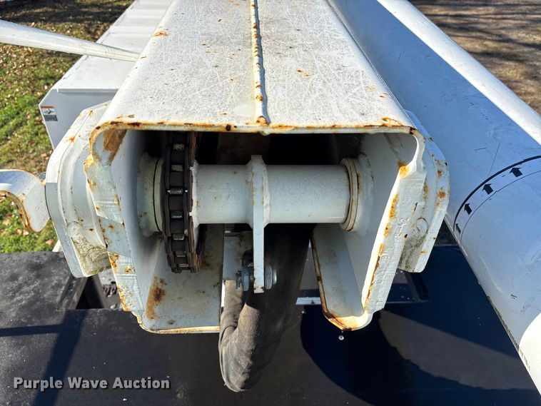 image for item YA1257 2016 Freightliner Business Class M2 forestry bucket truck