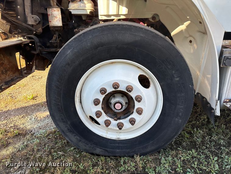 image for item YA1257 2016 Freightliner Business Class M2 forestry bucket truck