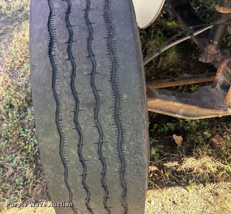 image for item YA1257 2016 Freightliner Business Class M2 forestry bucket truck