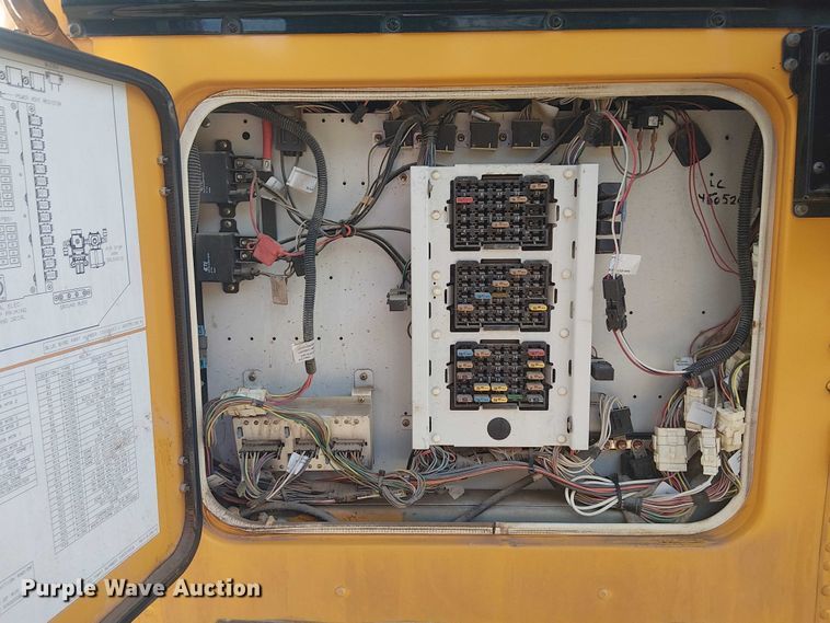 image for item DJ7851 2016 BlueBird Vison school bus