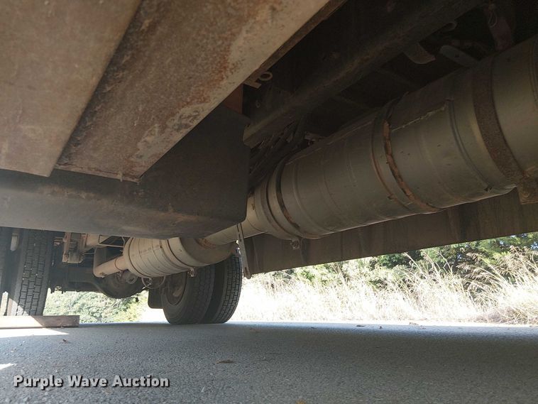 image for item DJ7851 2016 BlueBird Vison school bus