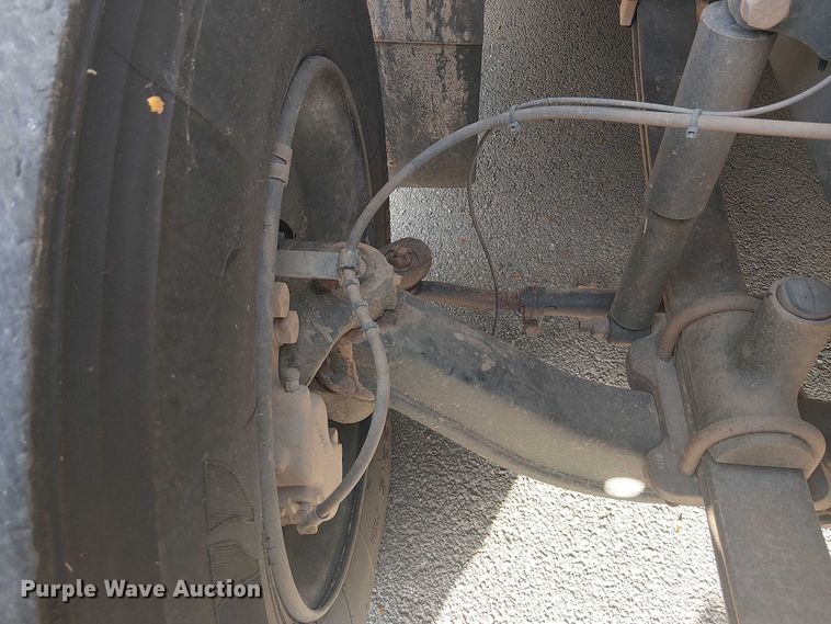 image for item DJ7851 2016 BlueBird Vison school bus