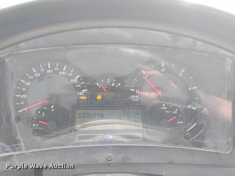 image for item DJ7851 2016 BlueBird Vison school bus