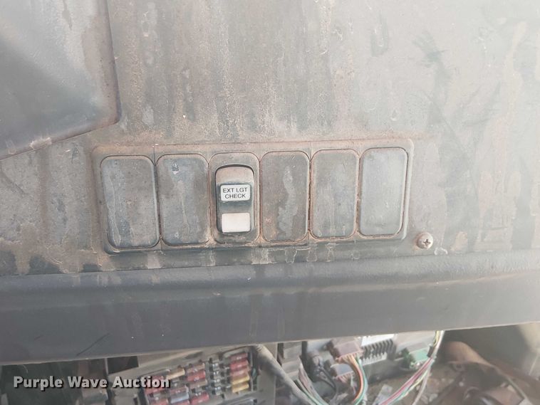 image for item DJ7851 2016 BlueBird Vison school bus