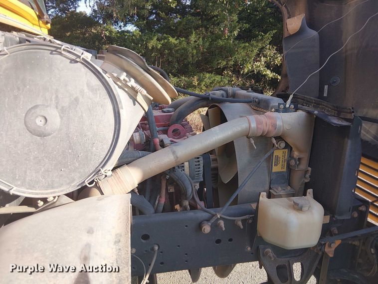 image for item DJ7851 2016 BlueBird Vison school bus