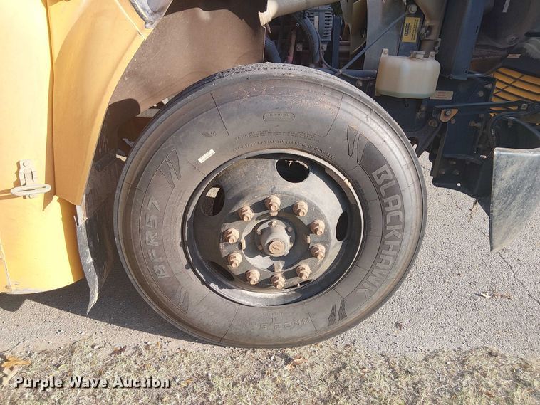 image for item DJ7851 2016 BlueBird Vison school bus