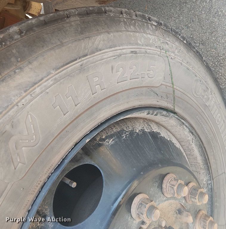 image for item DJ7851 2016 BlueBird Vison school bus