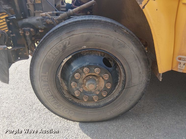 image for item DJ7851 2016 BlueBird Vison school bus