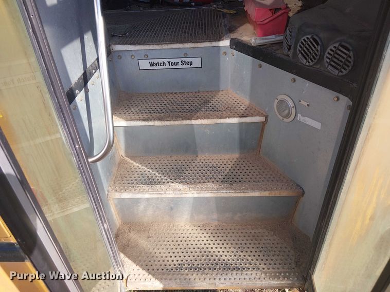 image for item DJ7852 2016 BlueBird Vison school bus