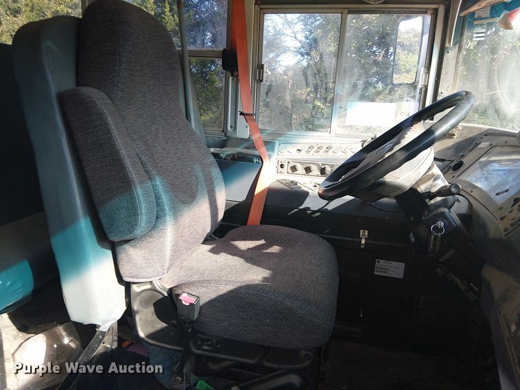 image for item DJ7852 2016 BlueBird Vison school bus