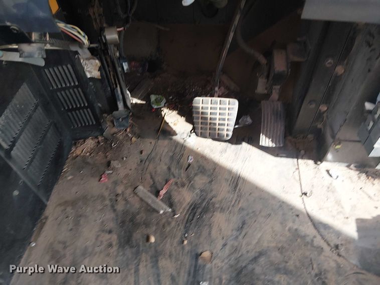 image for item DJ7852 2016 BlueBird Vison school bus