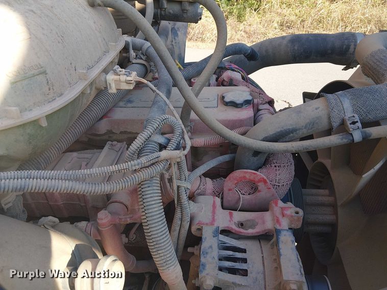 image for item DJ7852 2016 BlueBird Vison school bus