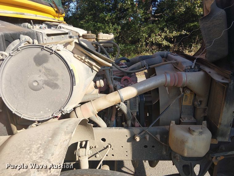 image for item DJ7852 2016 BlueBird Vison school bus