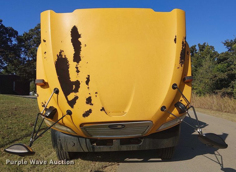 image for item DJ7852 2016 BlueBird Vison school bus