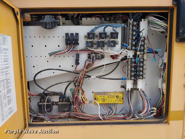 image for item DJ7853 2010 BlueBird Vison school bus