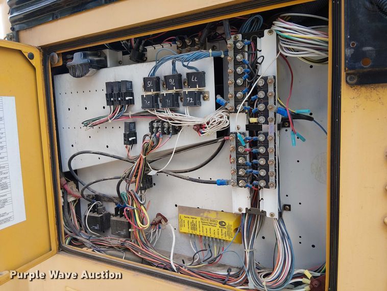 image for item DJ7853 2010 BlueBird Vison school bus