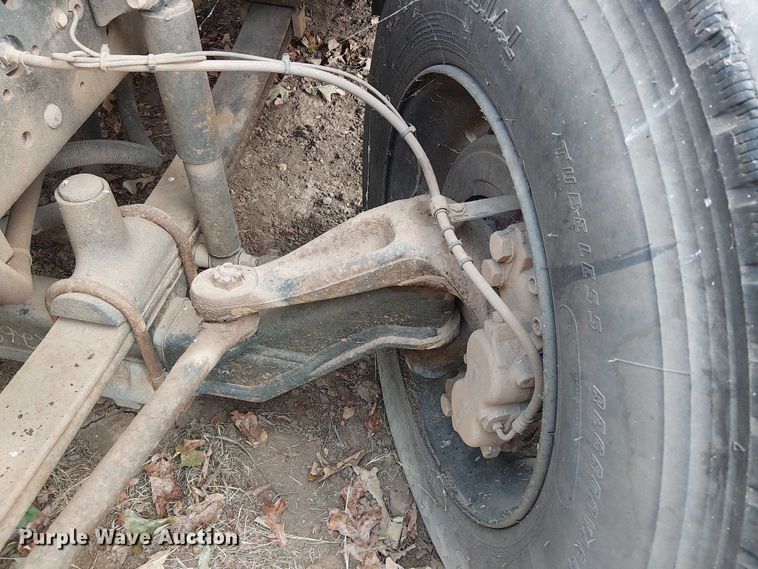 image for item DJ7853 2010 BlueBird Vison school bus