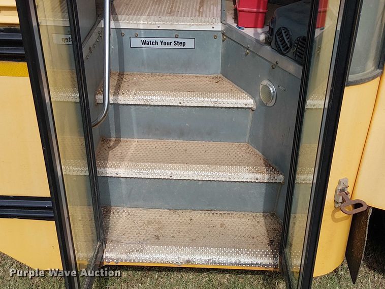 image for item DJ7853 2010 BlueBird Vison school bus