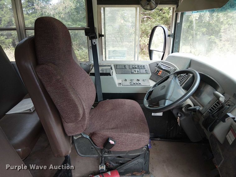 image for item DJ7853 2010 BlueBird Vison school bus