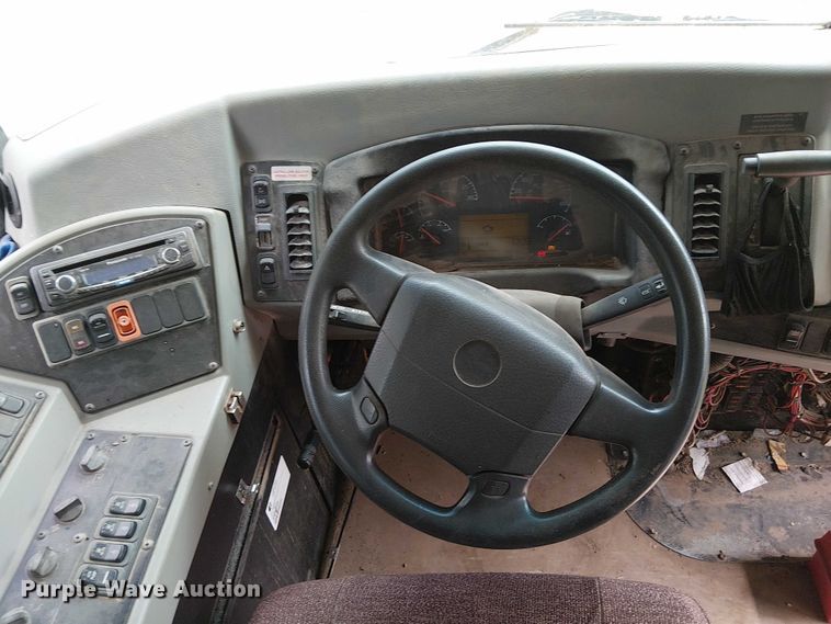 image for item DJ7853 2010 BlueBird Vison school bus