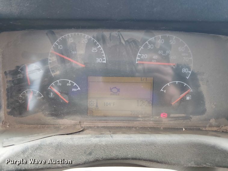 image for item DJ7853 2010 BlueBird Vison school bus