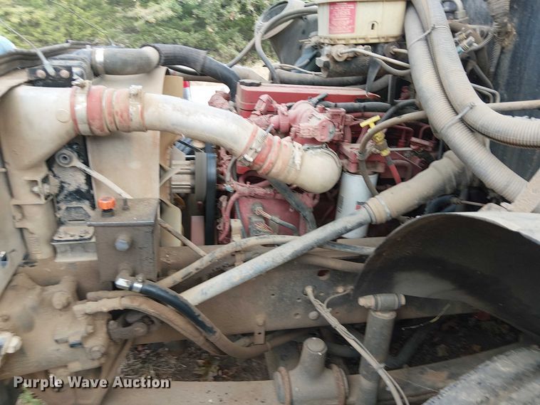 image for item DJ7853 2010 BlueBird Vison school bus