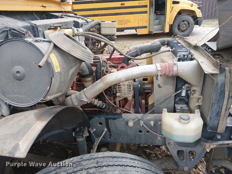 image for item DJ7853 2010 BlueBird Vison school bus