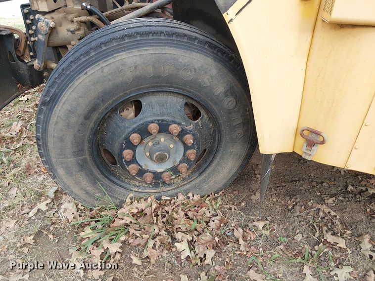 image for item DJ7853 2010 BlueBird Vison school bus