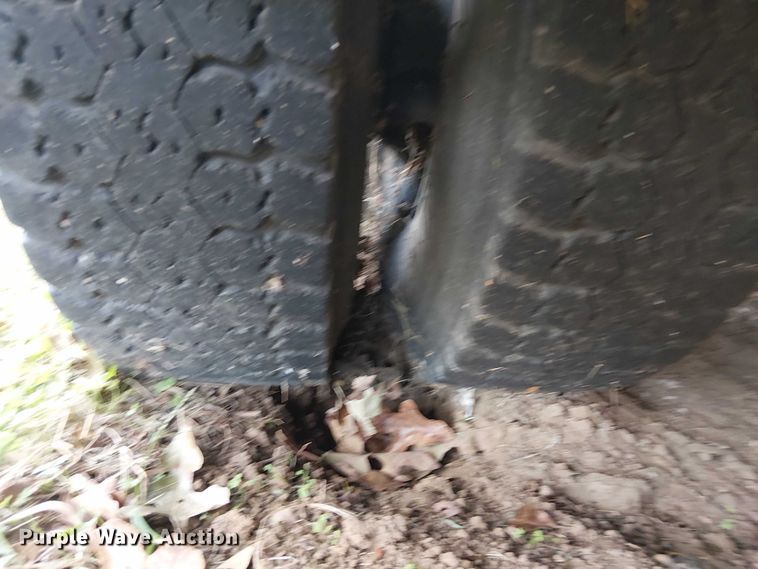 image for item DJ7853 2010 BlueBird Vison school bus