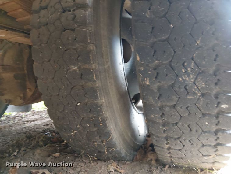 image for item DJ7853 2010 BlueBird Vison school bus