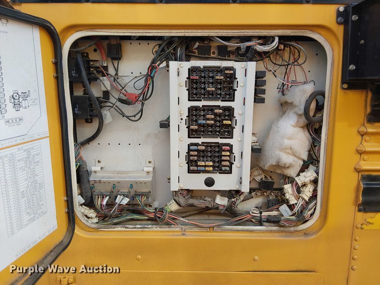 image for item DJ7854 2016 BlueBird Vision school bus