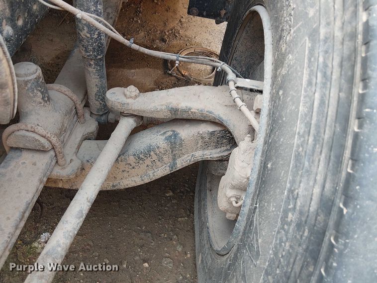 image for item DJ7854 2016 BlueBird Vision school bus