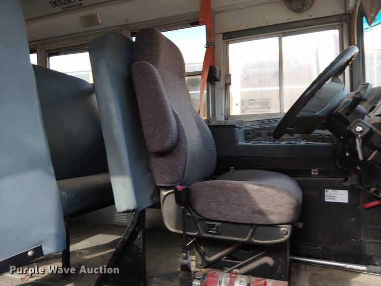 image for item DJ7854 2016 BlueBird Vision school bus