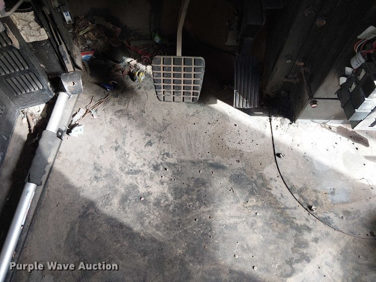 image for item DJ7854 2016 BlueBird Vision school bus