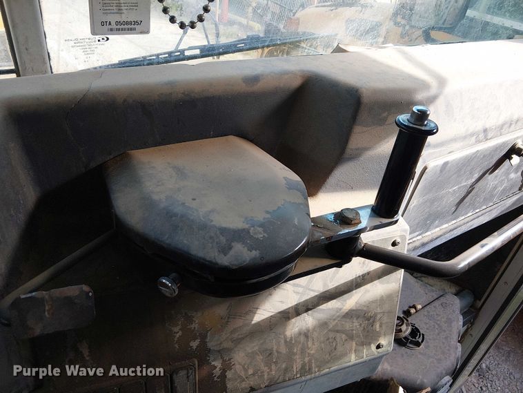 image for item DJ7854 2016 BlueBird Vision school bus