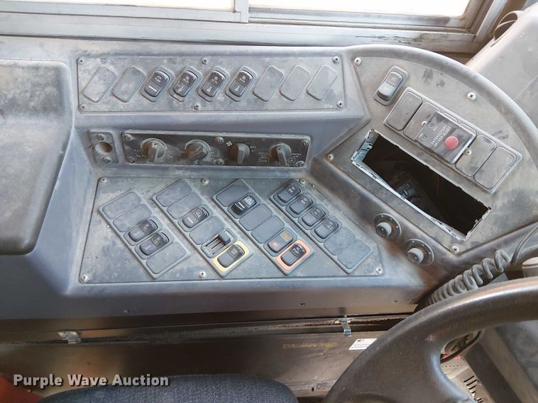 image for item DJ7854 2016 BlueBird Vision school bus