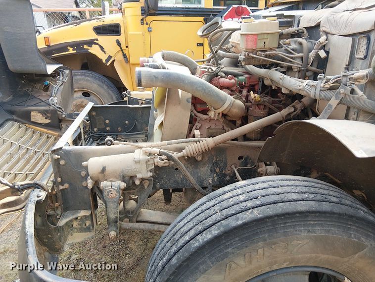 image for item DJ7854 2016 BlueBird Vision school bus