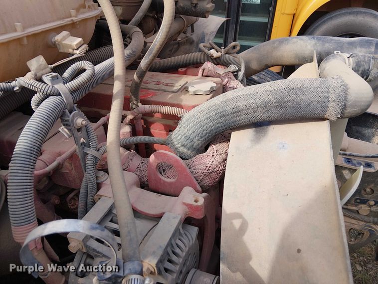 image for item DJ7854 2016 BlueBird Vision school bus