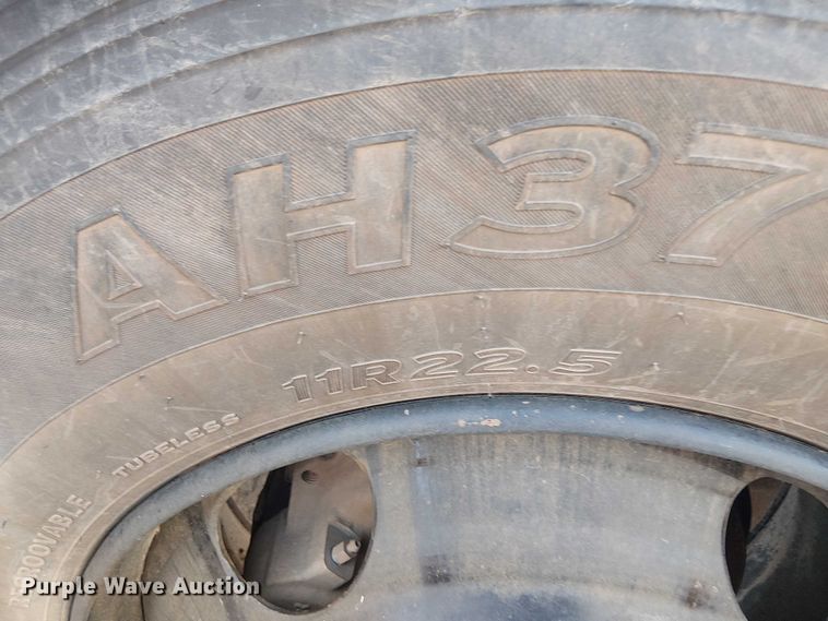 image for item DJ7854 2016 BlueBird Vision school bus