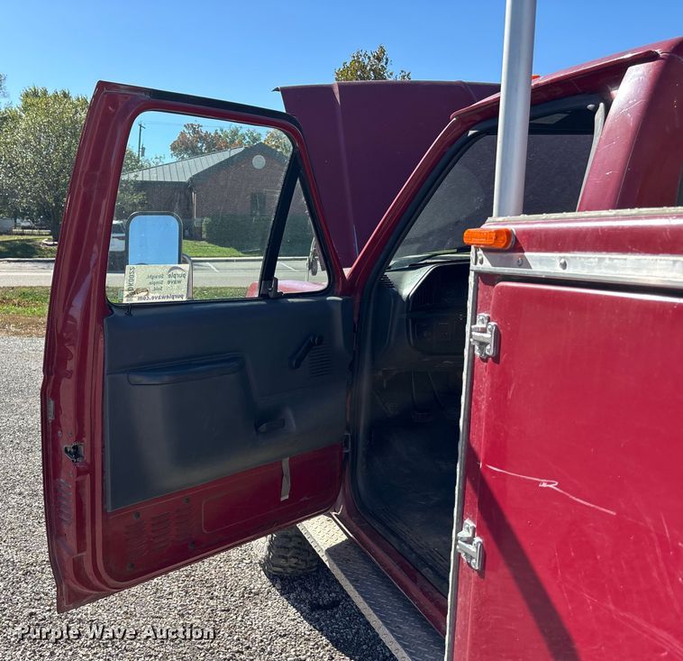 image for item DK0022 1990 Ford F350 brush fire truck