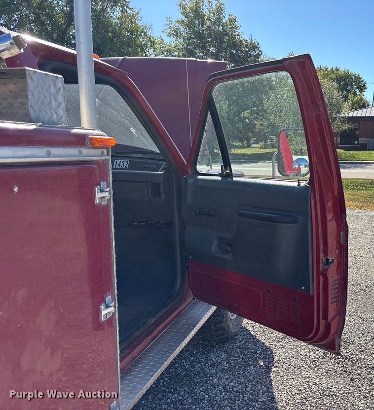 image for item DK0022 1990 Ford F350 brush fire truck