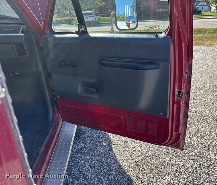 image for item DK0022 1990 Ford F350 brush fire truck