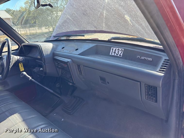 image for item DK0022 1990 Ford F350 brush fire truck