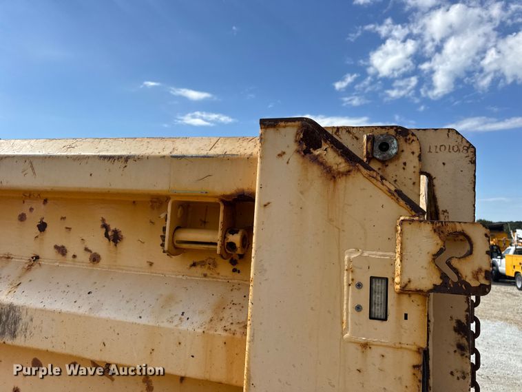 image for item DO2399 2011 International WorkStar 7500 dump truck