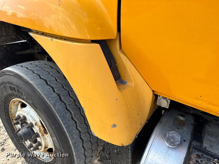 image for item DO2399 2011 International WorkStar 7500 dump truck