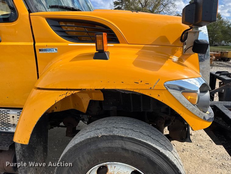 image for item DO2399 2011 International WorkStar 7500 dump truck