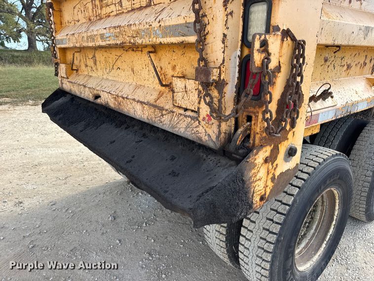 image for item DO2399 2011 International WorkStar 7500 dump truck